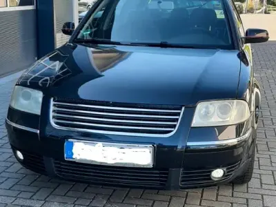 Gebraucht VW Passat 130 PS (95 kW) 2003 Schwarz Kombi