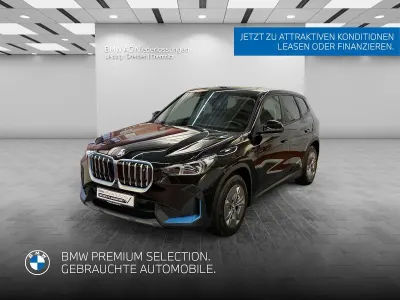 Gebraucht BMW iX1 Performance 200 kW (272 PS) 2023 Schwarz SUV