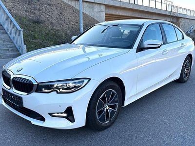 Gebraucht BMW 320 Advantage 190 PS (139 kW) 2019 Weiß Limousine