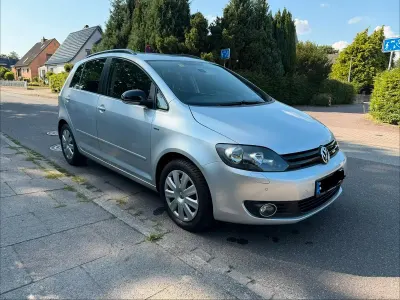 Gebraucht VW Golf VII Match 122 PS (89 kW) 2013 Silber Limousine