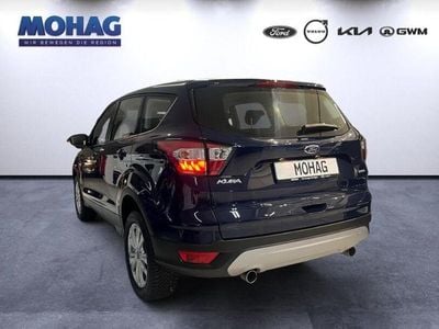 Begagnad Ford Kuga Trend 120 HK (88 kW) 2017 Blå SUV