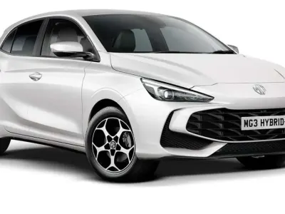 Neu MG MG3 Comfort 194 PS (142 kW) 2025 Dover white uni Kleinwagen