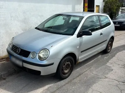Używany VW Polo 60 KM (44 kW) 2002 Srebrny Hatchback