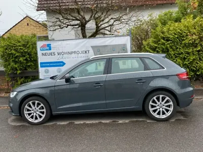 Gebraucht Audi A3 116 PS (85 kW) 2019 Grau Limousine