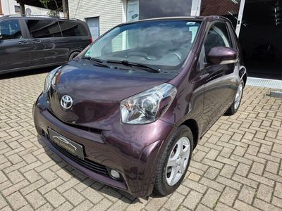 Toyota iQ