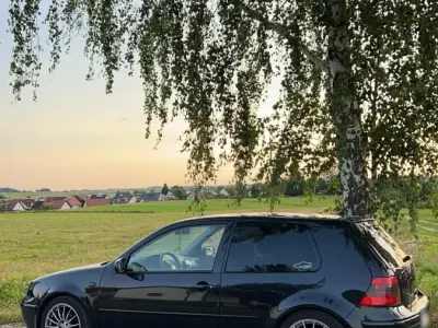 Gebraucht VW Golf IV 75 PS (55 kW) 2001 Schwarz Limousine