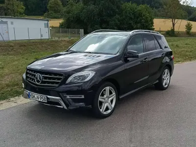 Gebraucht Mercedes ML350 258 PS (189 kW) 2014 SUV