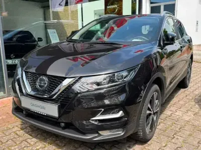 Gebraucht Nissan Qashqai N-Connecta 140 PS (102 kW) 2020 Schwarz SUV