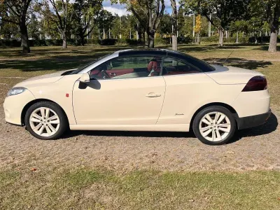 Usata Renault Mégane Cabriolet Dynamique 131 CV (96 kW) 2011 Bianco Cabrio