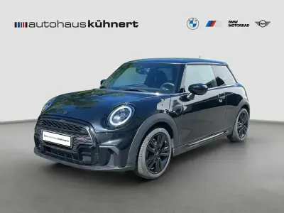 Gebraucht Mini John Cooper Works 136 PS (100 kW) 2023 Schwarz Kleinwagen