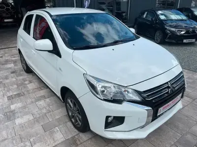 Gebraucht Mitsubishi Space Star Select 71 PS (52 kW) 2022 Weiß Kleinwagen