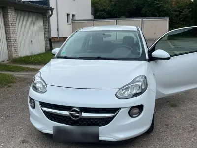 Gebraucht Opel Adam 69 PS (50 kW) 2013 Weiß Kleinwagen