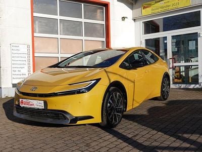 Gelb Gebraucht 2023 Toyota Prius Executive Limousine | 33.900 € (Fairer Preis)