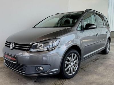 Grau Gebraucht 2013 VW Touran Match Van / Kleinbus | 6.999 € (Fairer Preis)