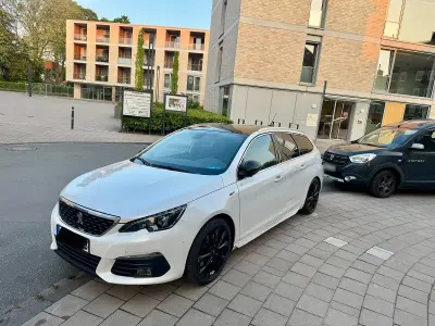 Gebraucht Peugeot 308 SW GTi 180 PS (132 kW) 2018 Weiß Kombi