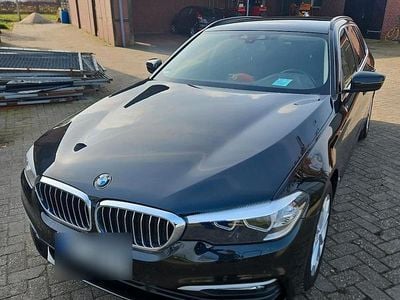 Gebraucht BMW 520 190 PS (139 kW) 2018 Schwarz Kombi