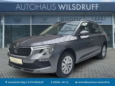 Neu Skoda Kamiq Selection 116 PS (85 kW) 2025 Graphitegrau metallic SUV