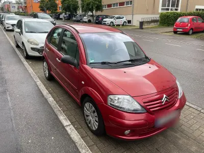 Gebraucht Citroën C3 75 PS (55 kW) 2002 Rot Kleinwagen