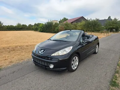 Gebraucht Peugeot 207 CC Roland Garros 120 PS (88 kW) 2009 Schwarz Cabrio
