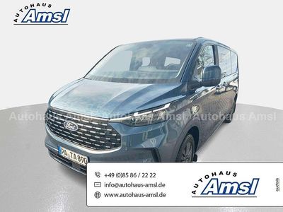Gebraucht Ford Tourneo Titanium 150 PS (110 kW) 2024 Chromablau metallic Kombi