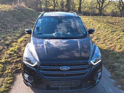 Gebraucht Ford Kuga ST-Line 150 PS (110 kW) 2019 Schwarz SUV
