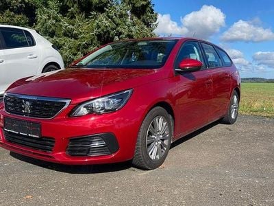 Gebraucht Peugeot 308 SW Active 131 PS (96 kW) 2019 Kombi