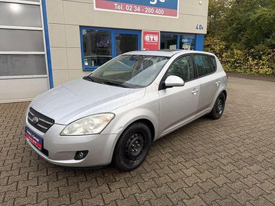Gebraucht Kia Ceed EX 122 PS (89 kW) 2007 Silber Kleinwagen