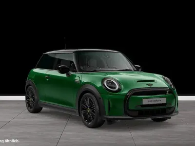 Usata Mini Cooper SE Hatch 135 kW (184 CV) 2023 Verde Utilitaria