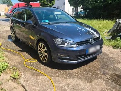 Gebraucht VW Golf VII 105 PS (77 kW) 2014 Blau Kombi