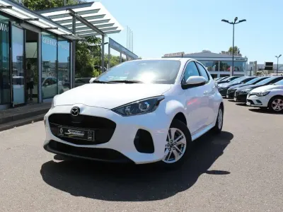 Neu Mazda 2 Center-Line 92 PS (67 kW) 2026 Lunar white Kleinwagen