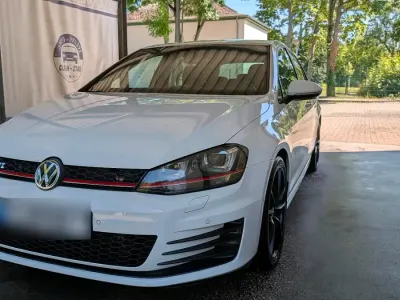 Gebraucht VW Golf VII GTI 220 PS (161 kW) 2015 Weiß Limousine
