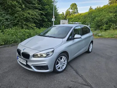 Gebraucht BMW 218 Active Tourer Sport Line 150 PS (110 kW) 2015 Schwarz Van / Kleinbus