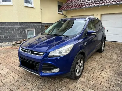 Gebraucht Ford Kuga Titanium 179 PS (131 kW) 2016 Blau SUV