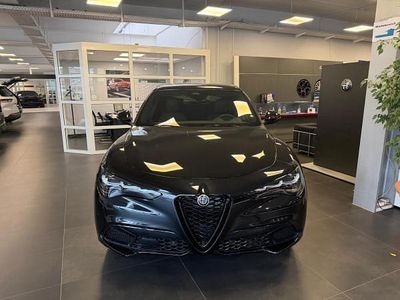 Schwarz (nero vulcano) Neu 2026 Alfa Romeo Stelvio SUV | 67.590 € (Teuer)