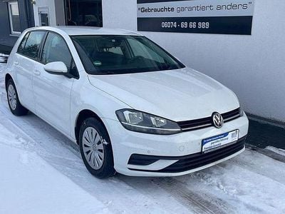 Weiß Gebraucht 2018 VW Golf Limousine | 9.870 € (Guter Preis)