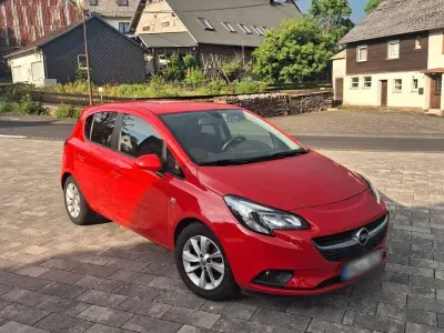 Gebraucht Opel Corsa drive 90 PS (66 kW) 2015 Rot Kleinwagen