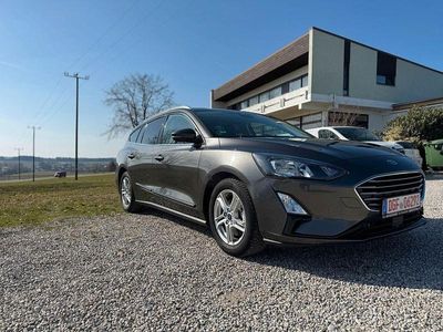 Gebraucht Ford Focus Cool & Connect 120 PS (88 kW) 2020 Grau Limousine