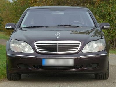 Second-hand Mercedes S500 306 CP (225 kW) 2000 Negru Berlinǎ
