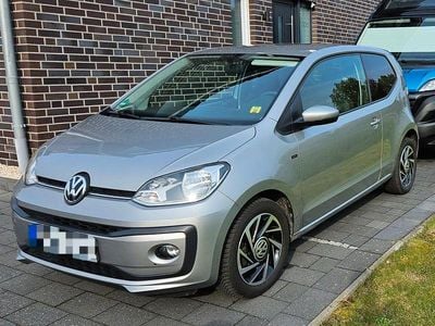 Grau Gebraucht 2018 VW up! Join Kleinwagen | 6.900 € (Fairer Preis)