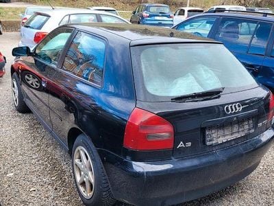 Gebraucht Audi A3 Ambiente 90 PS (66 kW) 2000 Schwarz Kleinwagen