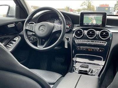 Gebraucht Mercedes C200 AMG line 184 PS (135 kW) 2016 Silber Limousine