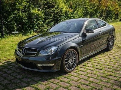 Schwarz Gebraucht 2011 Mercedes C63 AMG AMG Coupé | 54.490 € (Etwas zu teuer)