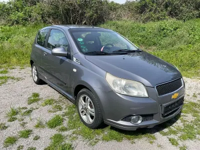 Second-hand Chevrolet Aveo 86 CP (63 kW) 2009 Gri Hatchback