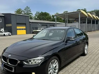 Gebraucht BMW 320 184 PS (135 kW) 2013 Schwarz Limousine