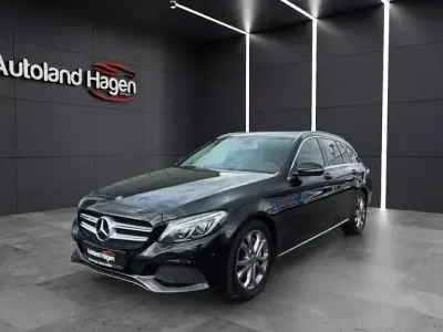 Gebraucht Mercedes C250 211 PS (155 kW) 2018 Schwarz Limousine