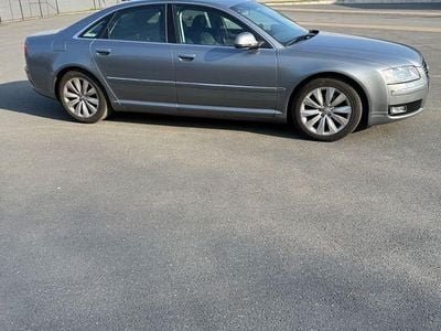 Gebraucht Audi A8 209 PS (153 kW) 2009 Grau Limousine