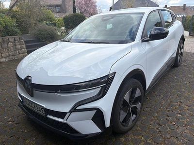 Gebraucht Renault Megane E-Tech 160 kW (218 PS) 2022 Weiß Limousine