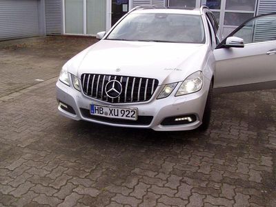 Second-hand Mercedes E350 Avantgarde 265 CP (194 kW) 2009 Argintiu Break