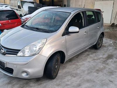 Silber Gebraucht 2011 Nissan Note Limousine | 2.200 € (Fairer Preis)