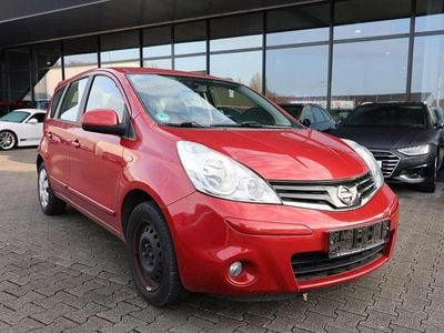 Begagnad Nissan Note Acenta 88 HK (64 kW) 2009 Röd Halvkombi